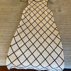 Chic Sleeveless Geometric Dress